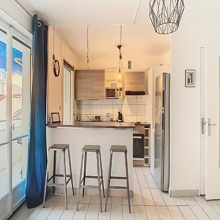 Apartment Le Palladium - - 10mn Palais - Climatise Cannes
